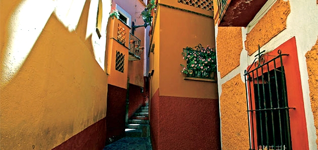 callejon del beso Guanajuato